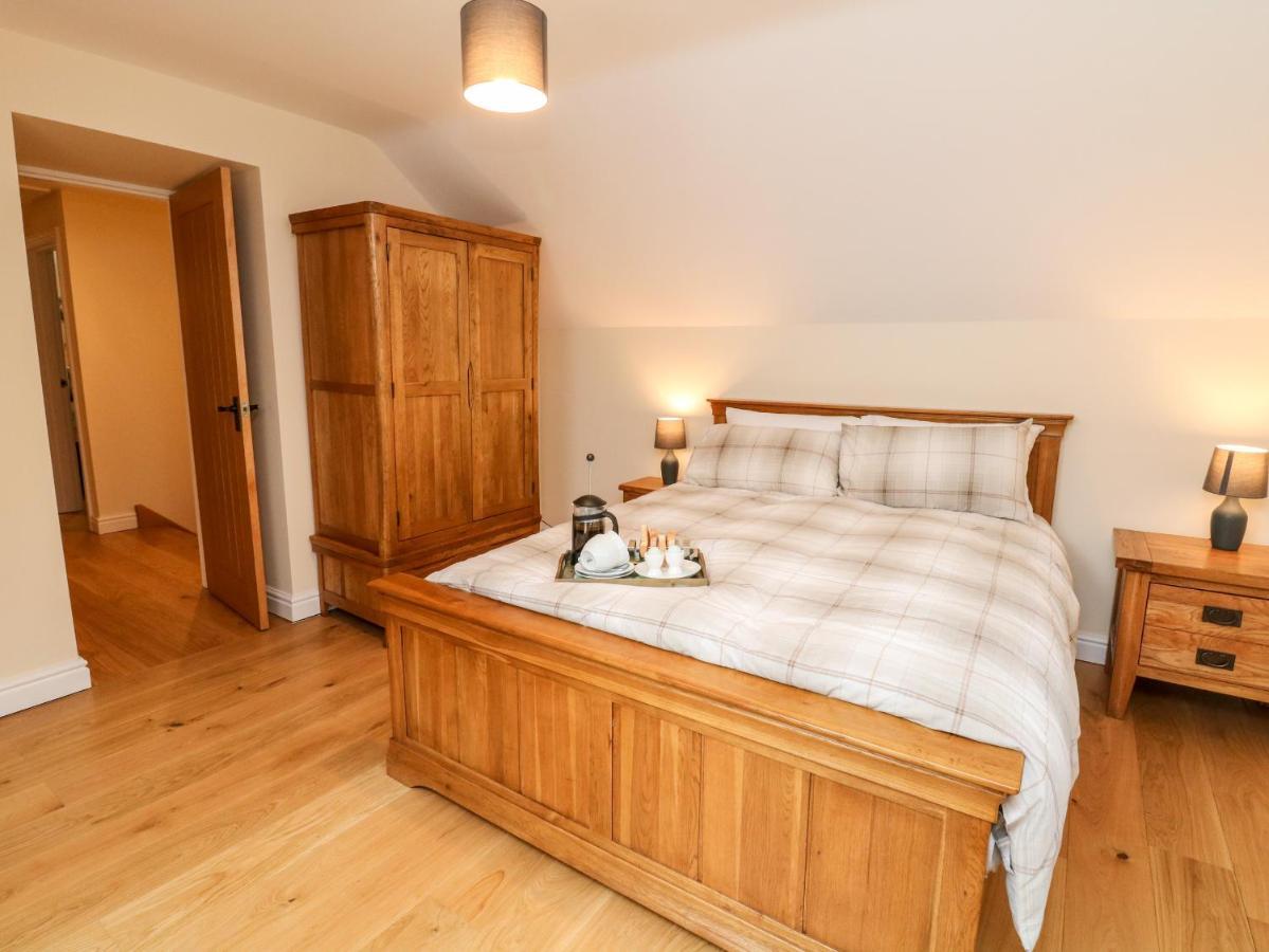 Owls Barn Villa Ashbourne  Buitenkant foto